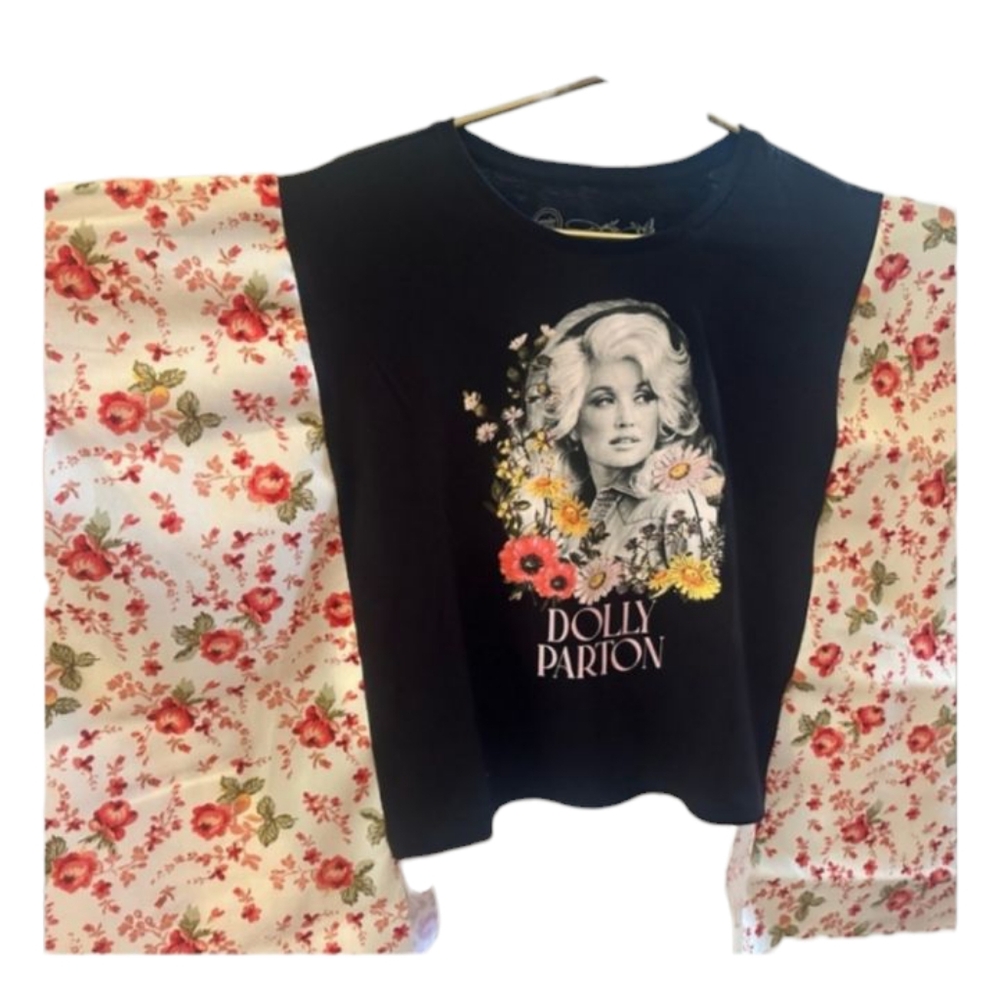 Dolly Parton Graphic Top